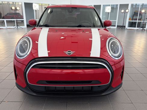 Used 2022 MINI Cooper 4-Door Hardtop w/ Storage Package FWD image 6