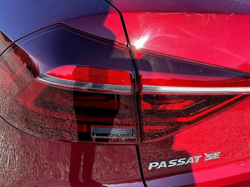 Used 2017 Volkswagen Passat 1.8T SE image 28