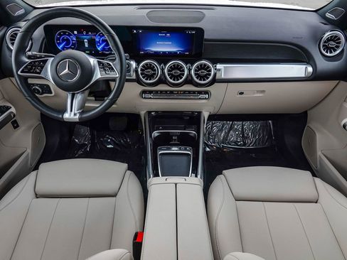 Certified 2025 Mercedes-Benz EQB 300 4MATIC image 12