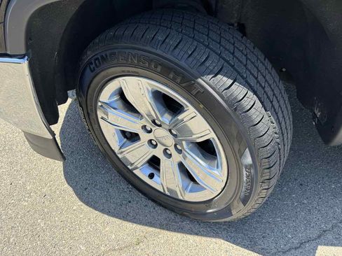 Used 2017 GMC Sierra 1500 SLT AWD/4WD image 38