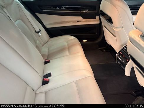Used 2015 BMW 750Li RWD image 14
