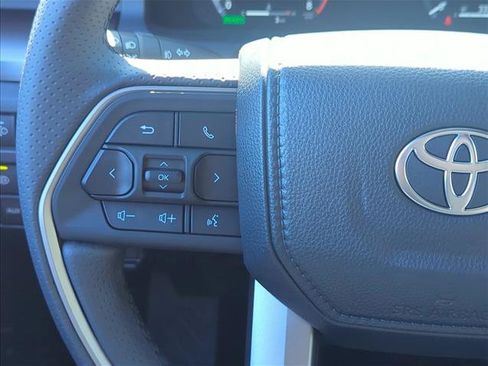 Certified 2025 Toyota 4Runner TRD Off-Road AWD/4WD image 19
