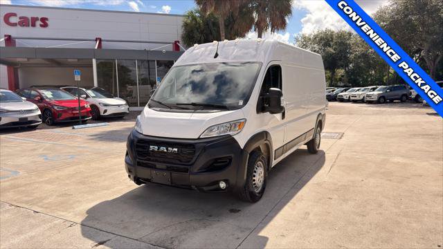Used 2025 RAM ProMaster 2500 w/ Convenience Group FWD image 2