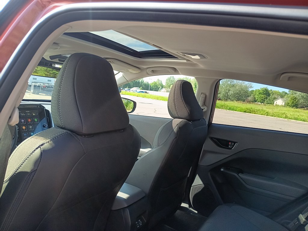 Used 2024 Subaru Crosstrek 2.0i Premium AWD/4WD image 22