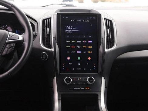 Certified 2024 Ford Edge SEL image 22