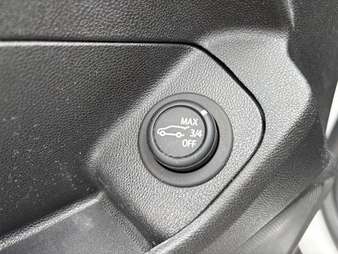 Used 2022 GMC Terrain SLT w/ Elevation Edition AWD/4WD image 31