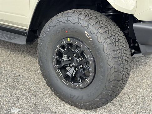 New 2025 Ford Bronco Raptor image 25