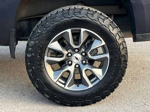 Used 2024 Chevrolet Silverado 1500 RST AWD/4WD image 11
