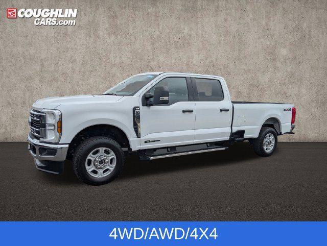 Used 2025 Ford F250 XLT AWD/4WD image 5