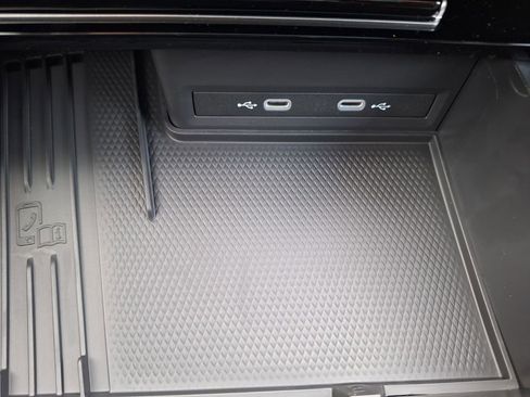 New 2026 Volkswagen Atlas SE image 17