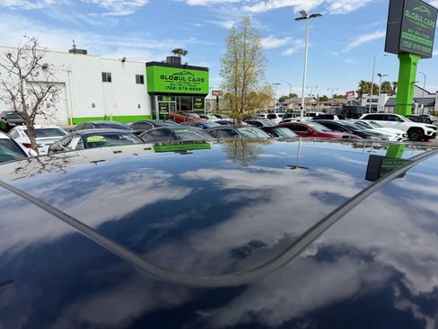 Used 2017 Porsche Cayenne AWD/4WD image 8