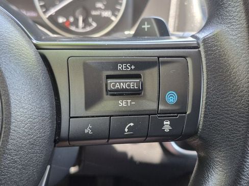 Certified 2024 Nissan Rogue SV AWD/4WD image 13