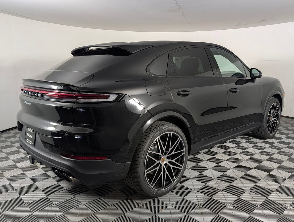 New 2026 Porsche Cayenne Coupe AWD/4WD image 7