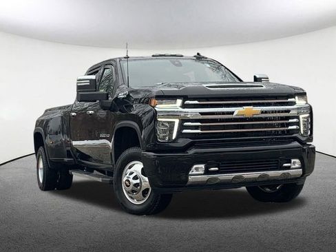 Used 2021 Chevrolet Silverado 3500 High Country image 2