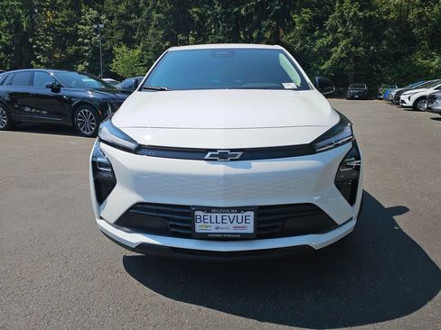 New 2027 Chevrolet Bolt LT w/ Comfort Package FWD image 2