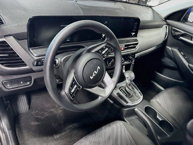 Used 2024 Kia Seltos LX AWD/4WD image 9