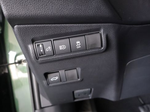 Used 2026 Toyota Corolla Cross XLE w/ Convenience Package AWD/4WD image 19