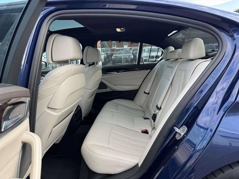 Used 2019 BMW M550i xDrive AWD/4WD image 16