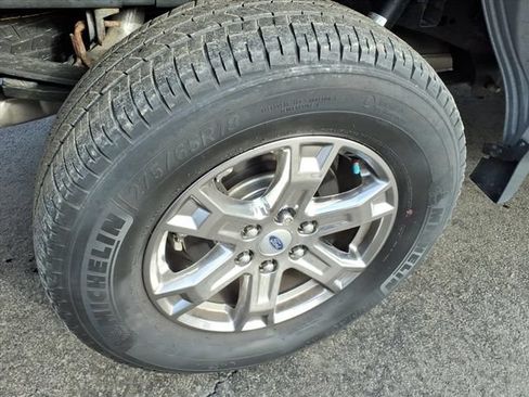 Used 2022 Ford F150 XLT w/ XTR Package AWD/4WD image 6