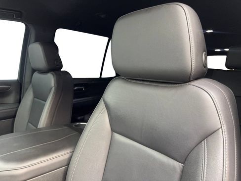 Used 2025 Chevrolet Tahoe LT AWD/4WD image 26