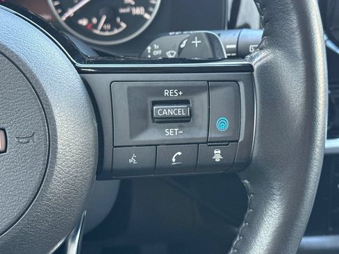 Certified 2023 Nissan Pathfinder SL FWD image 30