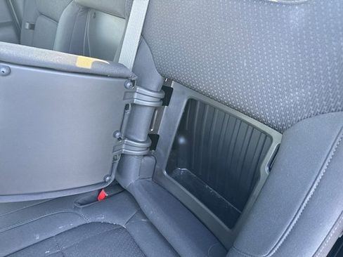 Used 2021 Chevrolet Silverado 1500 Custom Trail Boss w/ Realtree Special Edition image 25