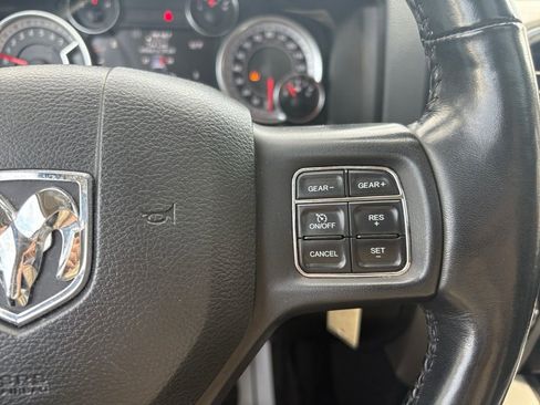 Used 2019 RAM 1500 Classic Warlock image 16