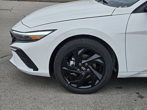 New 2026 Hyundai Elantra Sport FWD image 10