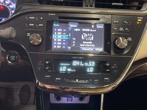 Used 2015 Toyota Avalon XLE Premium FWD image 8