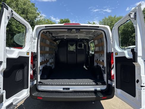 Used 2024 Ford Transit 250 Low Roof w/ Exterior Upgrade Package RWD image 20