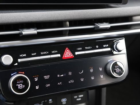 New 2026 Hyundai Tucson Limited image 29