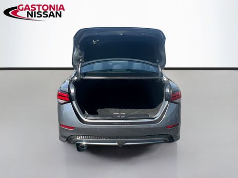 Used 2022 Nissan Sentra SR w/ Trunk Package image 33
