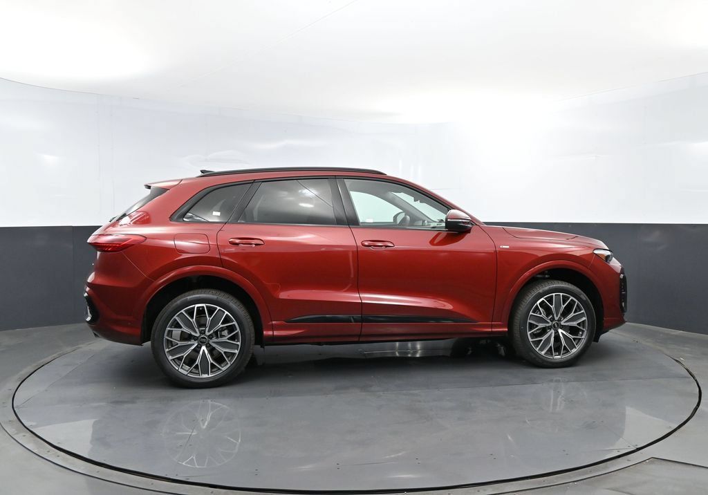 New 2026 Audi Q5 Premium Plus AWD/4WD image 4