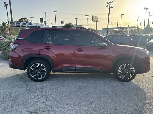 Certified 2025 Subaru Forester Limited w/ Popular Package #2 AWD/4WD image 2