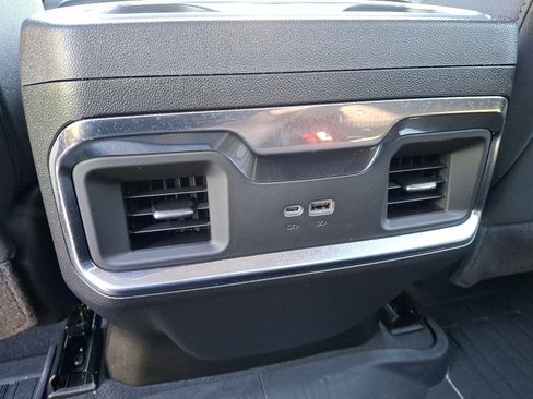 Used 2025 GMC Sierra 1500 Elevation AWD/4WD image 11