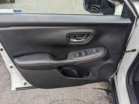 Used 2023 Honda HR-V Sport image 11