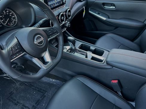 New 2025 Nissan Sentra SR image 12