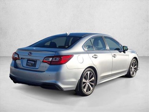 Used 2018 Subaru Legacy 2.5i Limited image 5