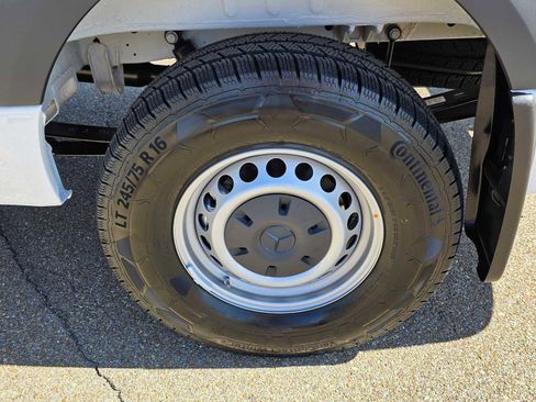 New 2026 Mercedes-Benz Sprinter 2500 image 24