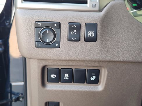 Used 2018 Lexus GX 460 Luxury AWD/4WD image 15