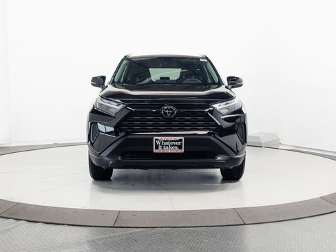 Certified 2025 Toyota RAV4 XLE AWD/4WD image 2