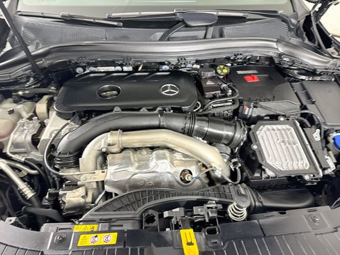 Certified 2025 Mercedes-Benz GLA 250 image 30