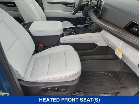 New 2026 Chevrolet Suburban Premier w/ Sun And Tow Package AWD/4WD image 23