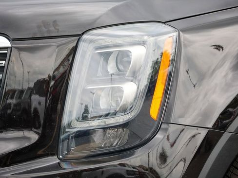 Used 2021 Kia Telluride SX w/ Towing Package FWD image 20