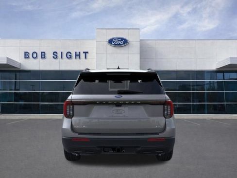 New 2026 Ford Explorer Active AWD/4WD image 7