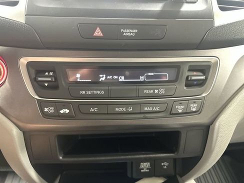 Used 2019 Honda Pilot LX image 21