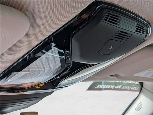 Certified 2025 BMW X7 xDrive40i AWD/4WD image 23