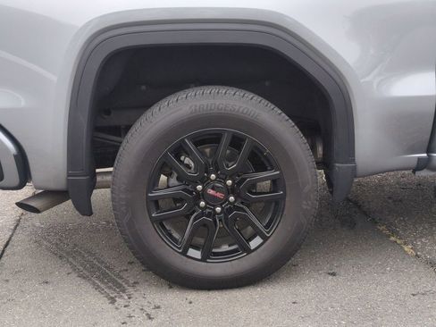 Used 2025 GMC Sierra 1500 Elevation image 25