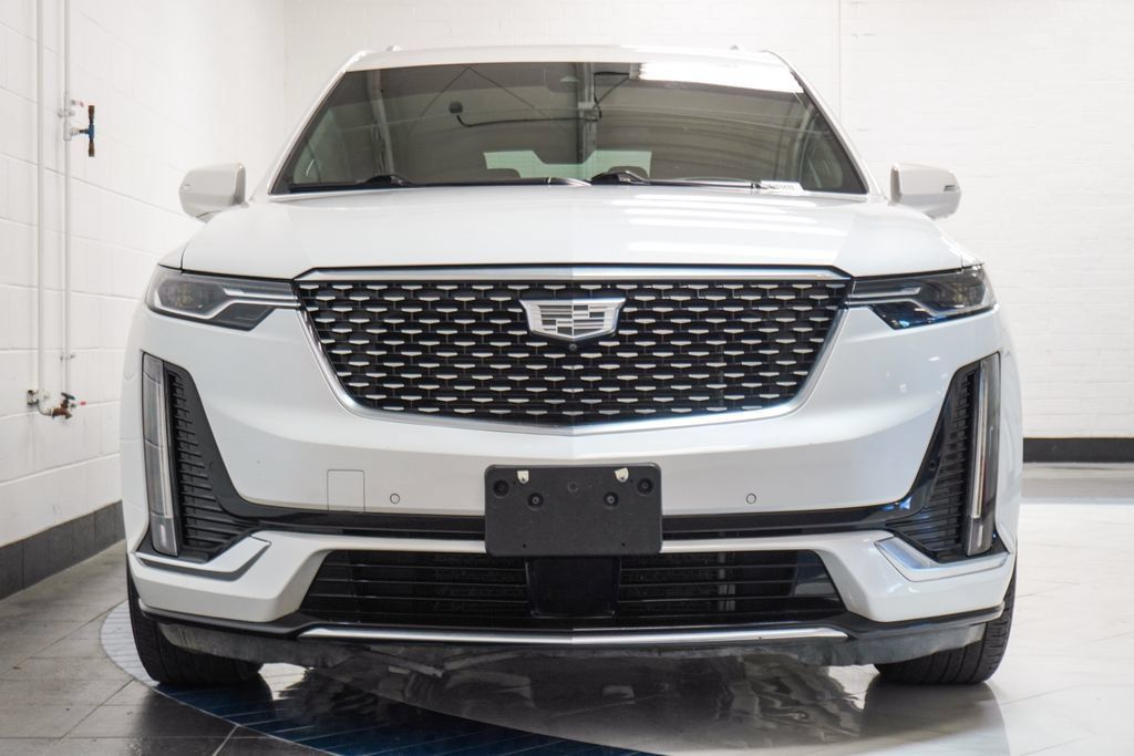 Used 2022 Cadillac XT6 Premium Luxury w/ Technology Package FWD image 26