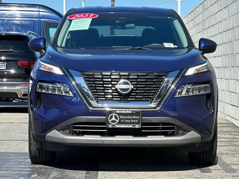 Used 2023 Nissan Rogue SV image 9
